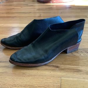 Sevilla Smith ‘The Terrilyn’ Booties